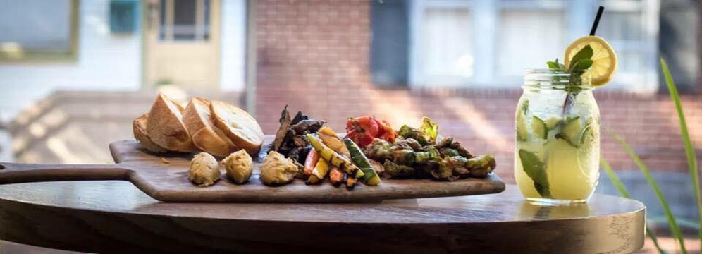 Revival Social Club主图