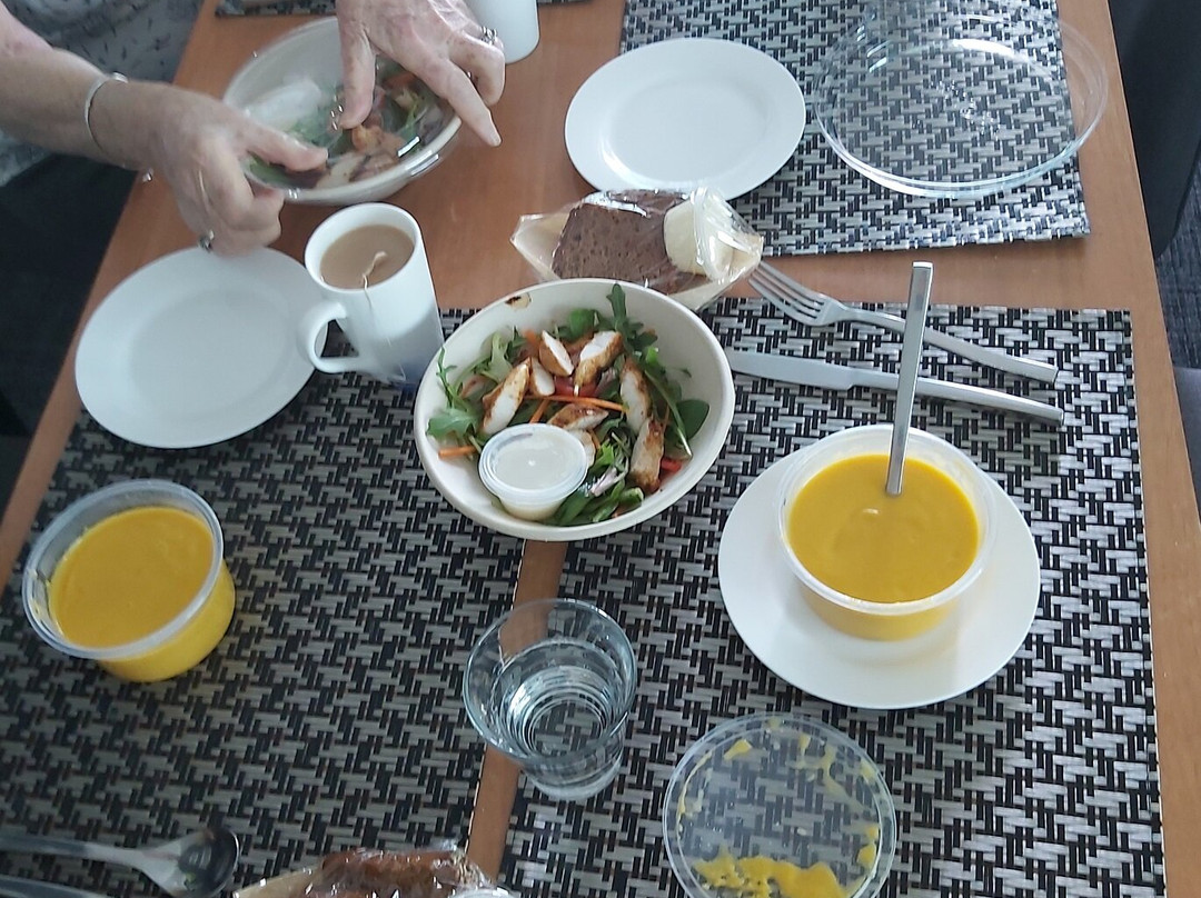 阳光海岸卡瓦纳华特斯美居酒店主图