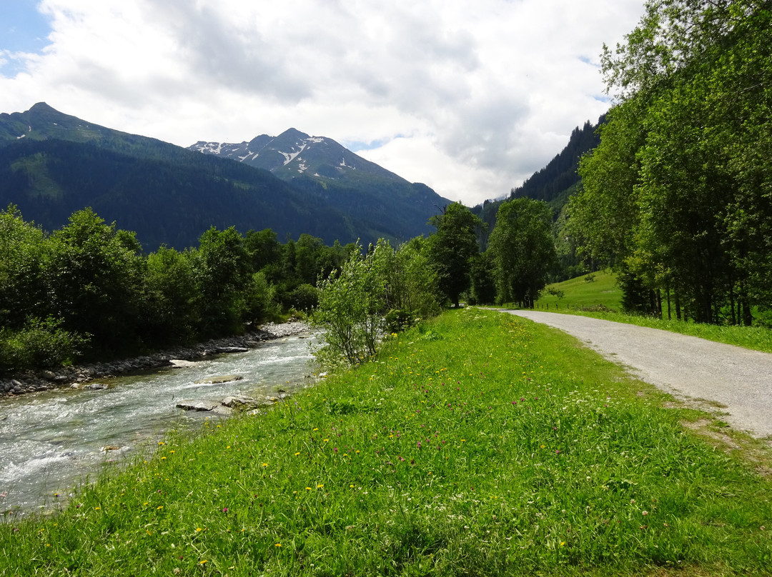 Kaiserin-Elisabeth-Promenade Radweg-泉卡斯汀必去景点
