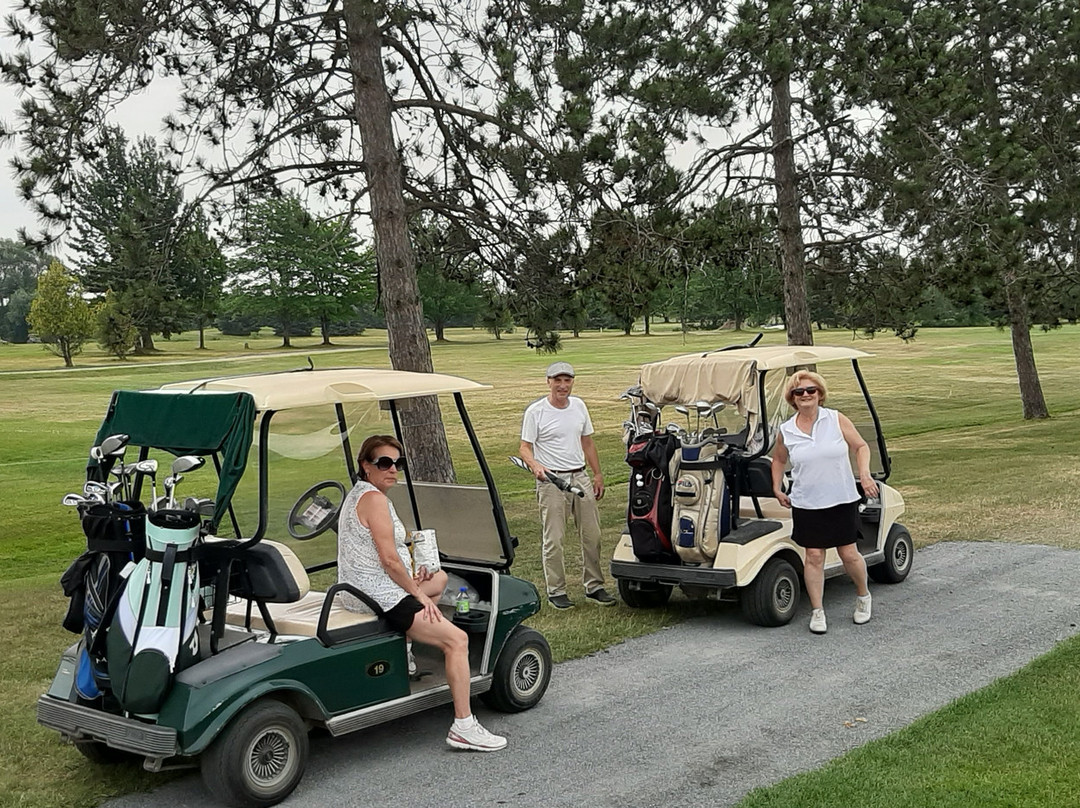 Club de Golf Saint-Simon-Saint-Simon-de-Bagot必去景点