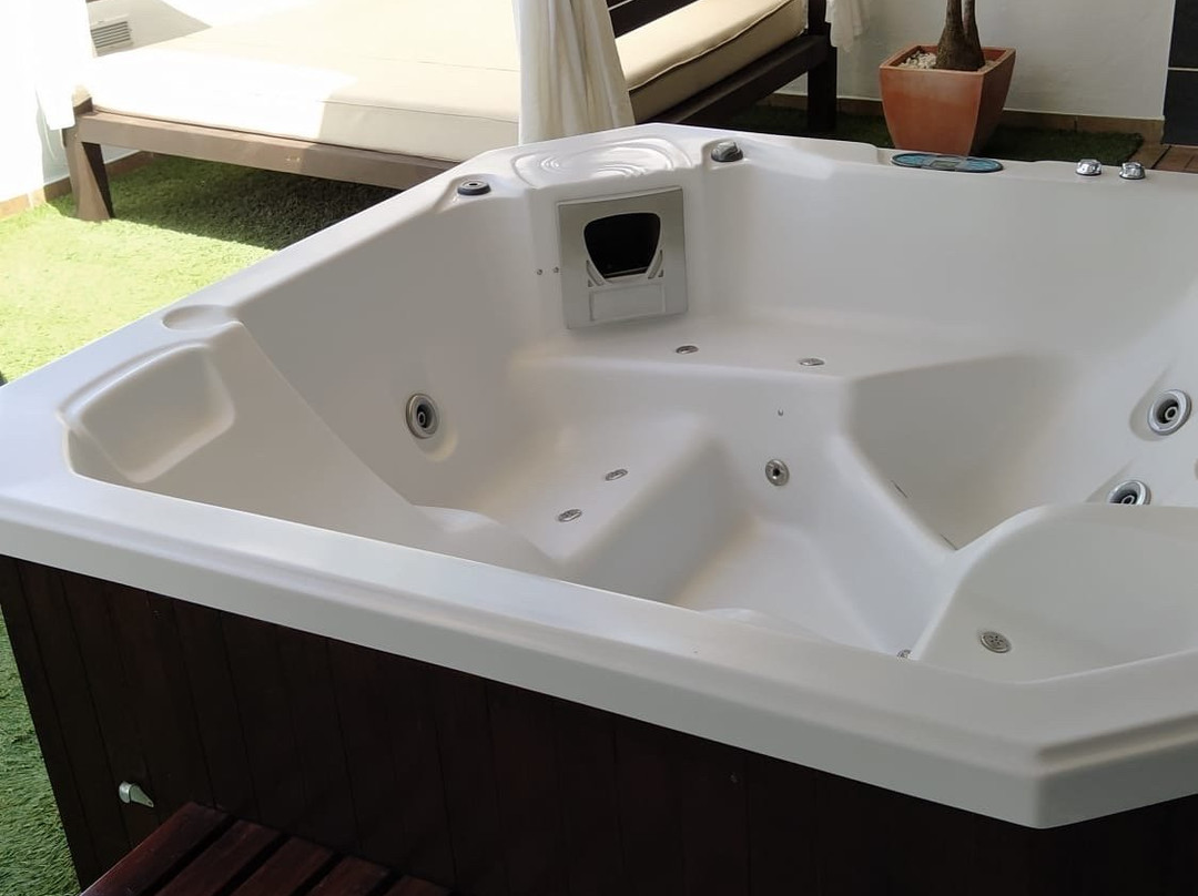 玛卡米酒店主图