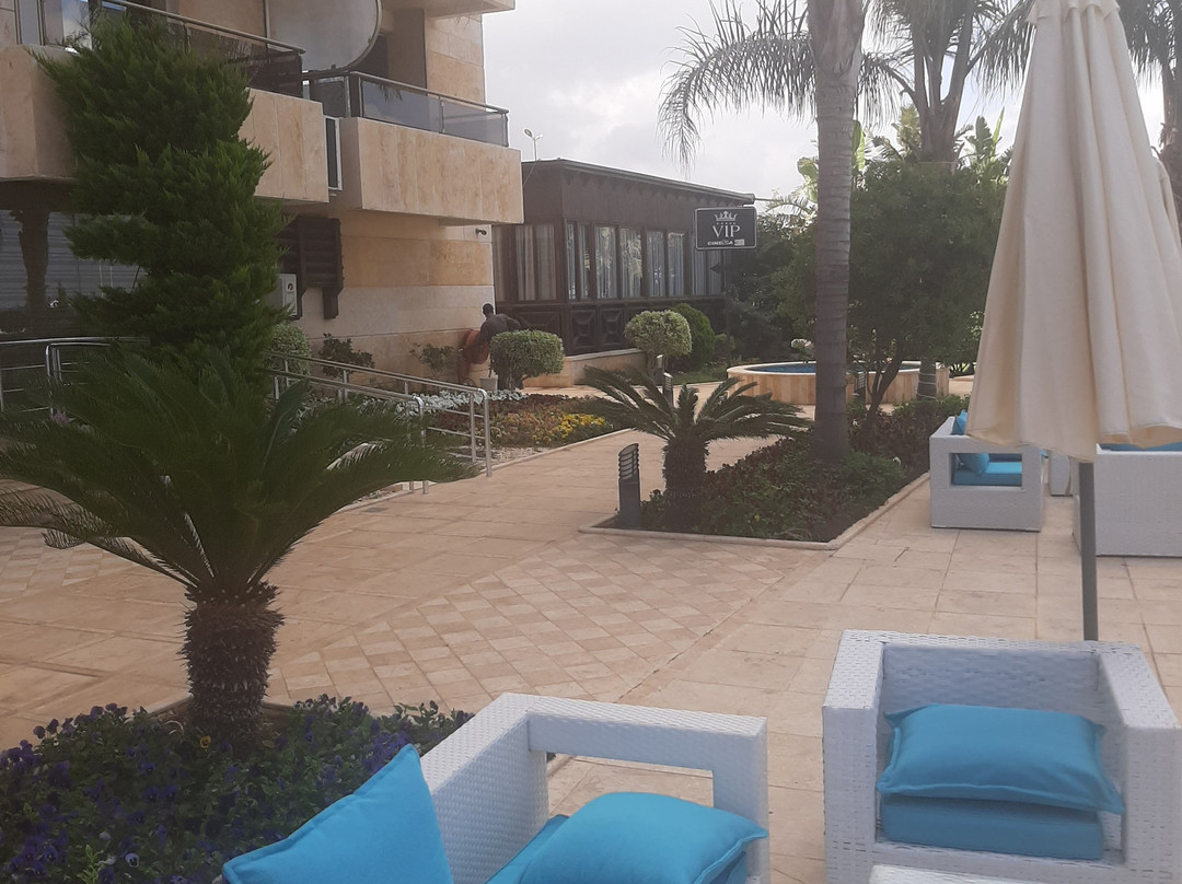 Holiday Beach Hotel主图