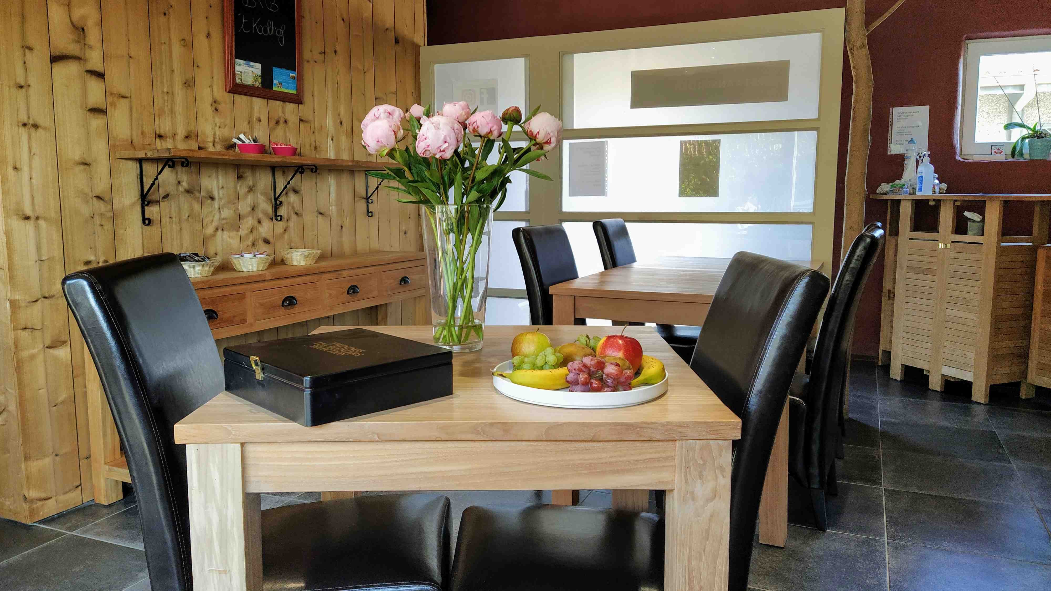B&B 't Koolhof-餐饮