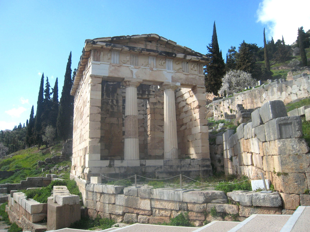 Treasury of the Athenians景点图片