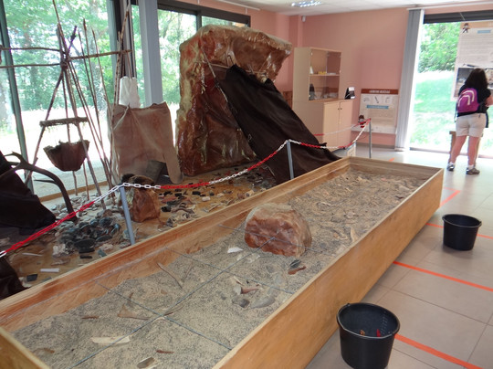 Grottes de Gargas-Aventignan必去景点