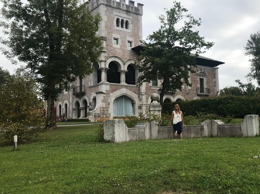 Spa Hotel Castillo del Bosque La Zoreda景点图片