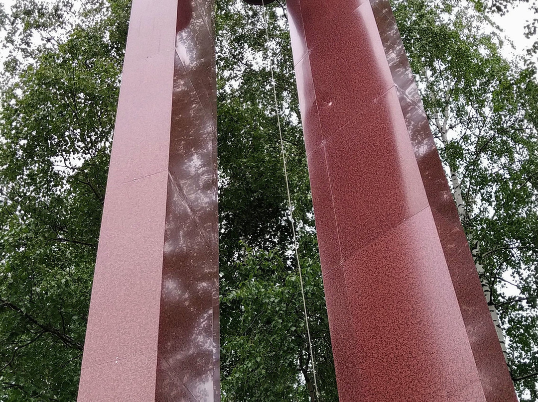 Monument Eternal Memory to the Soldiers of Yugra景点图片