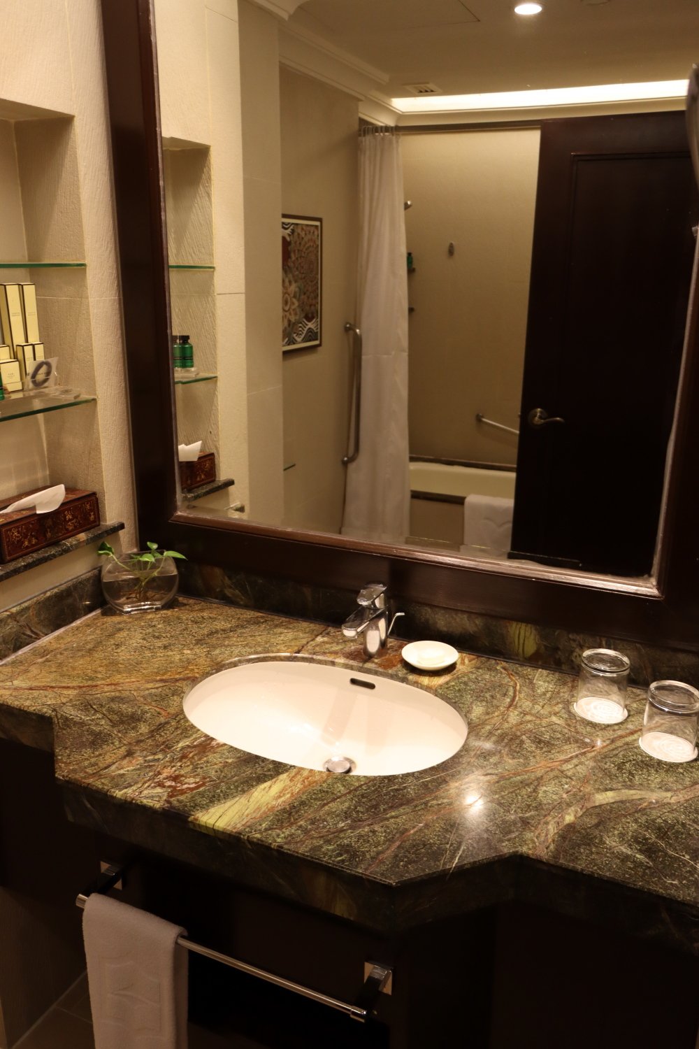 仰光苏莱香格里拉酒店-浴室