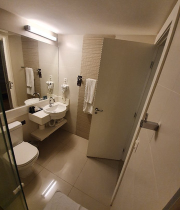 代尔蒙酒店主图