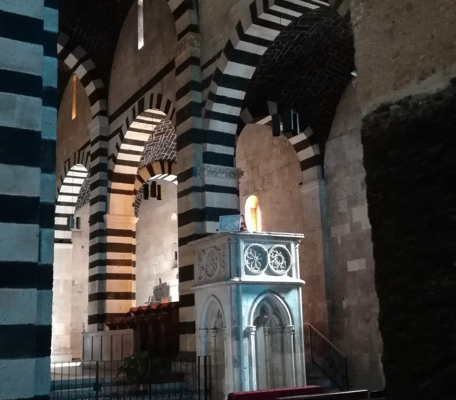 Monastero di San Pietro in Sorres-Borutta必去景点