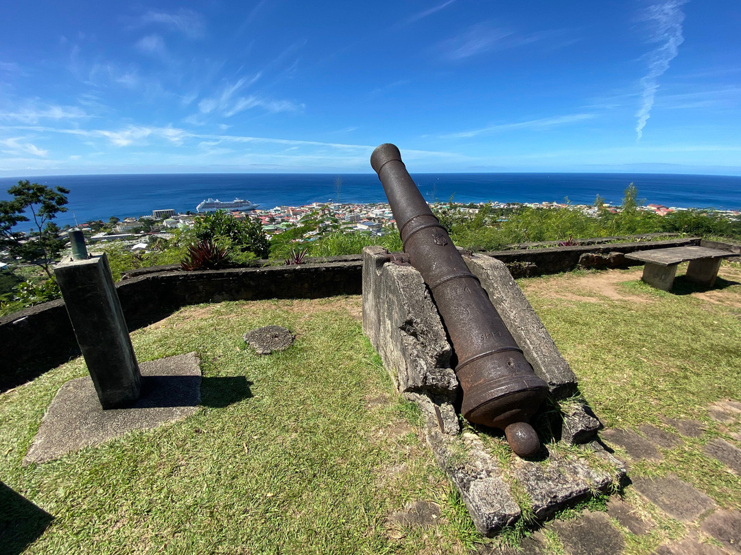 Morne Bruce-罗索必去景点