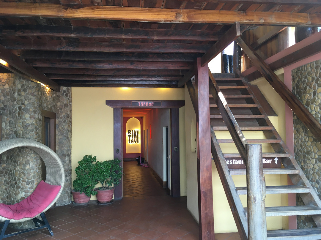 瑞奇提奇塔威酒店主图