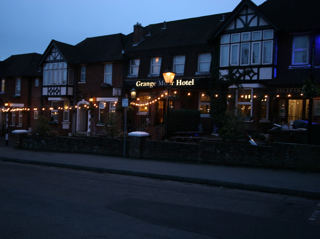 Grange Moor Hotel主图