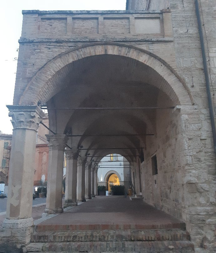 Piazza del comune-Montefalco必去景点
