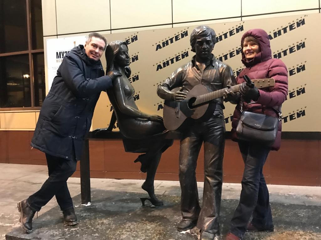 The Monument to Vladimir Vysotsky and Marina Vlady景点图片