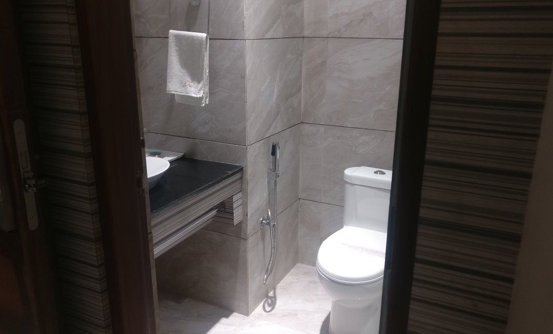 Hotel Crystal Grand主图