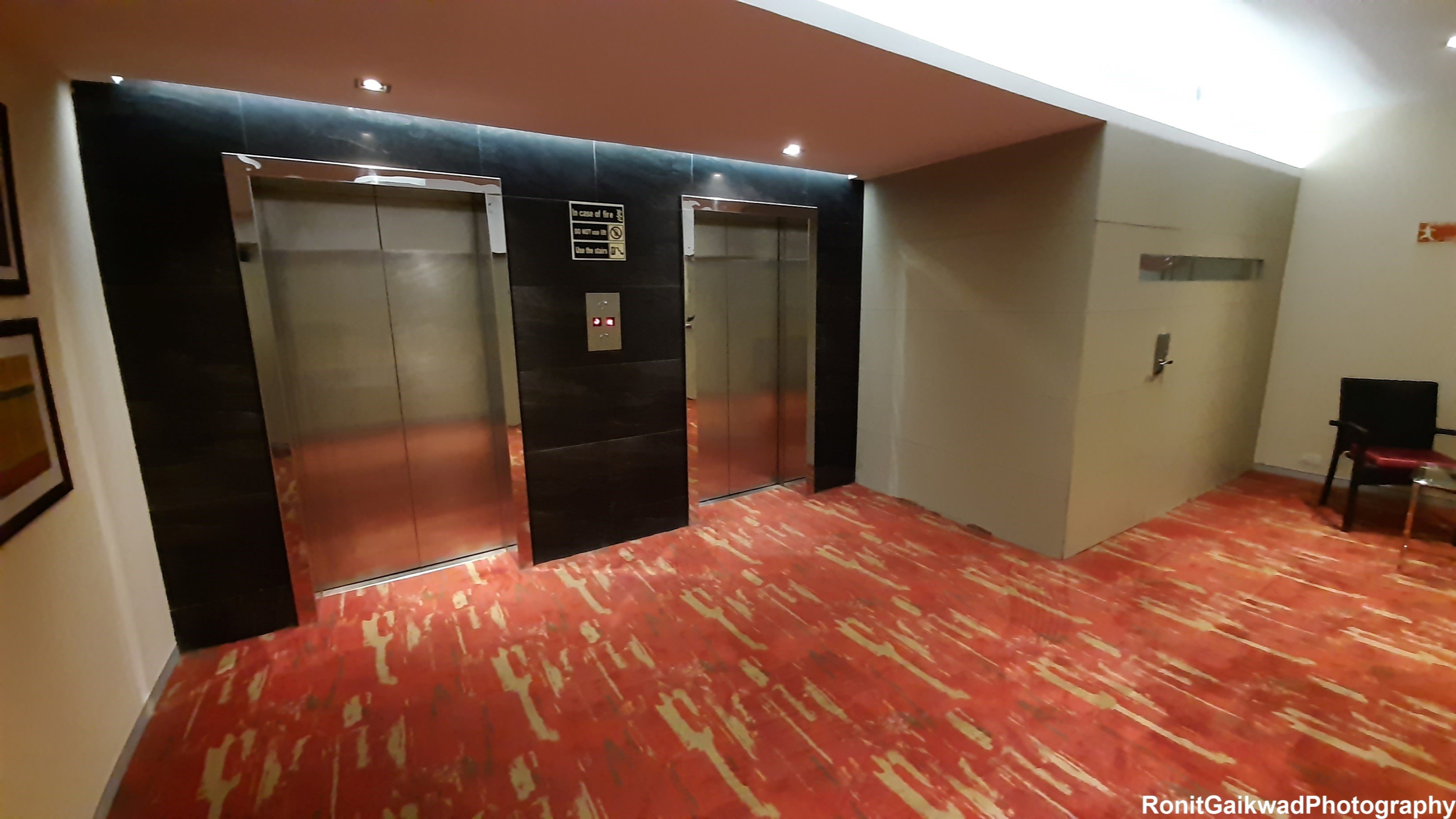 Royal Orchid Central-浴室