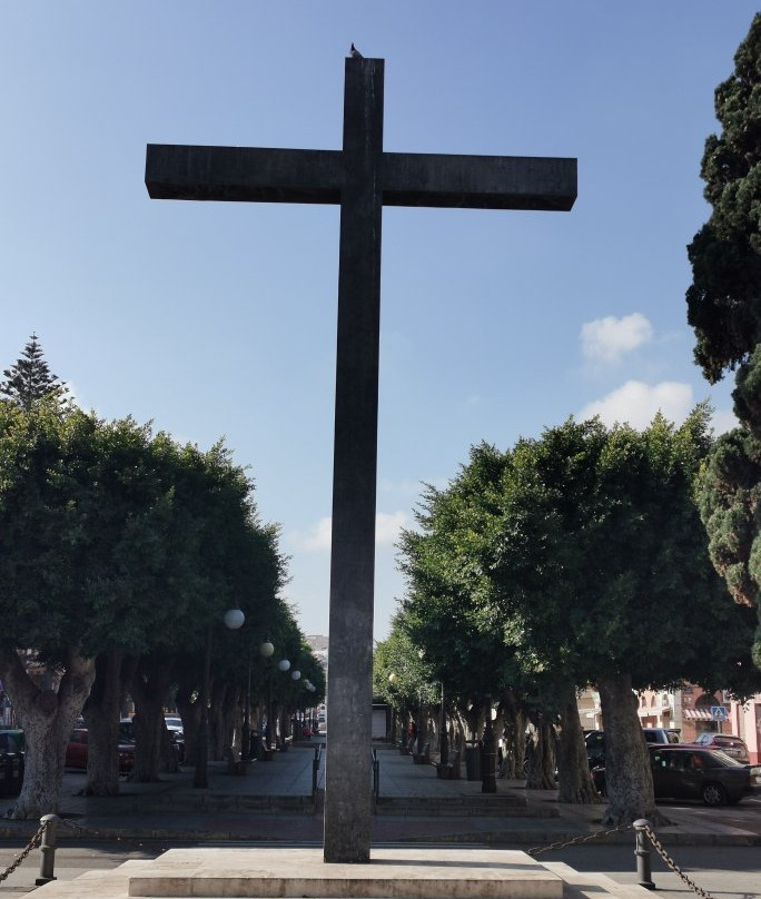 Cruz de los Caidos-梅利利亚必去景点