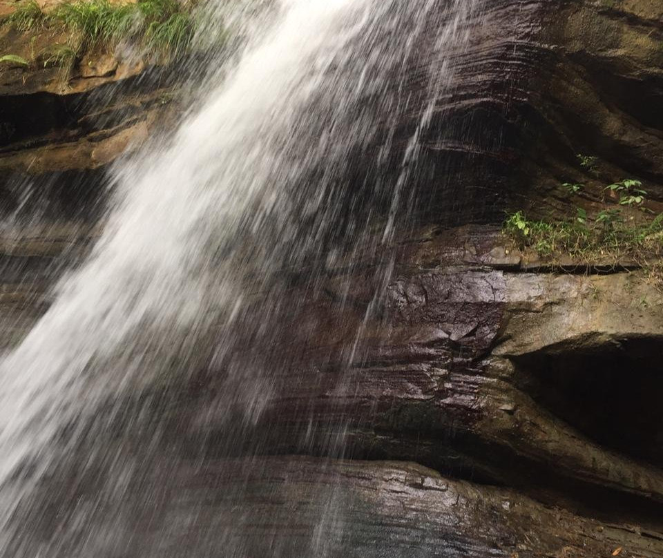 Nanny Falls-Moore Town必去景点