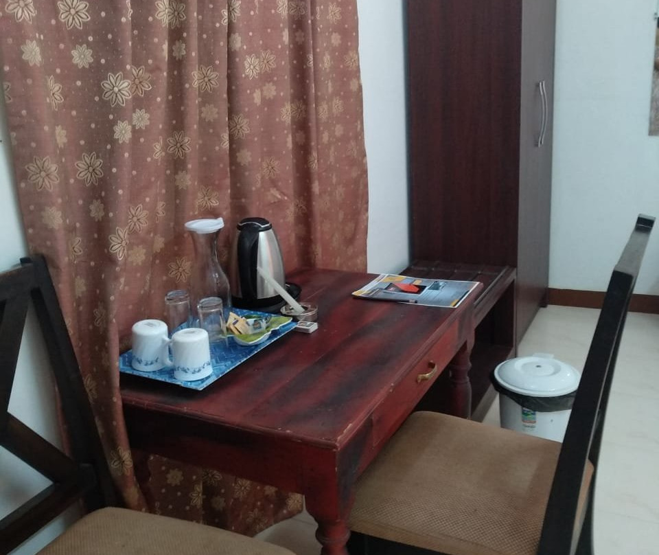 Pebble Coast Beach Resort主图