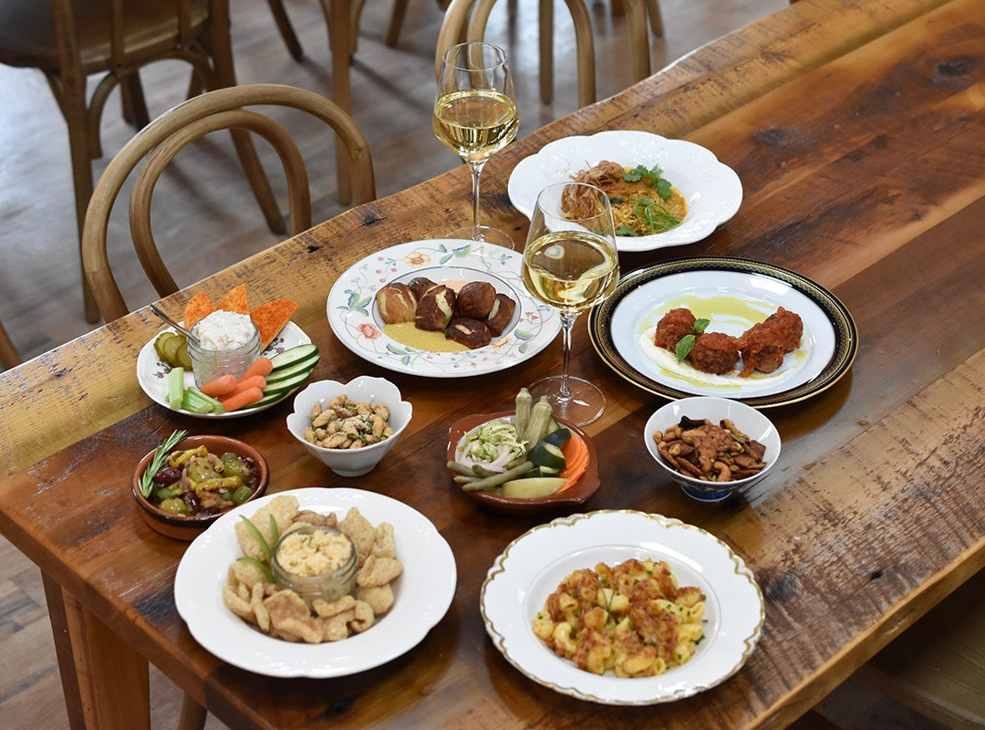 Potter's Craft Cider Tasting Room景点图片