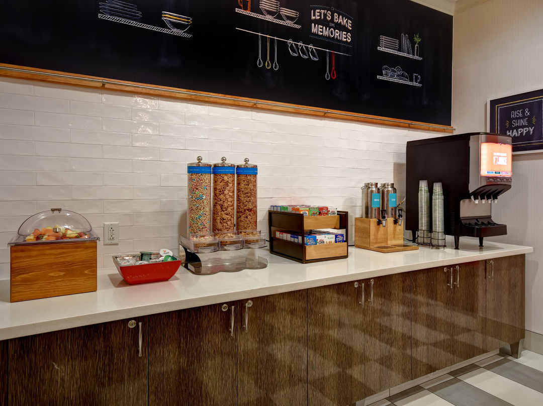 Hampton Inn & Suites Columbus主图