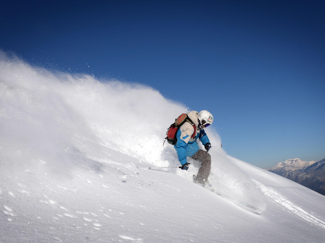 SlopeStyle Transfers-尚贝里必去景点