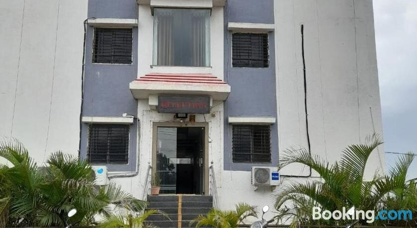 Hotel Vrundavan, Ranjangaon