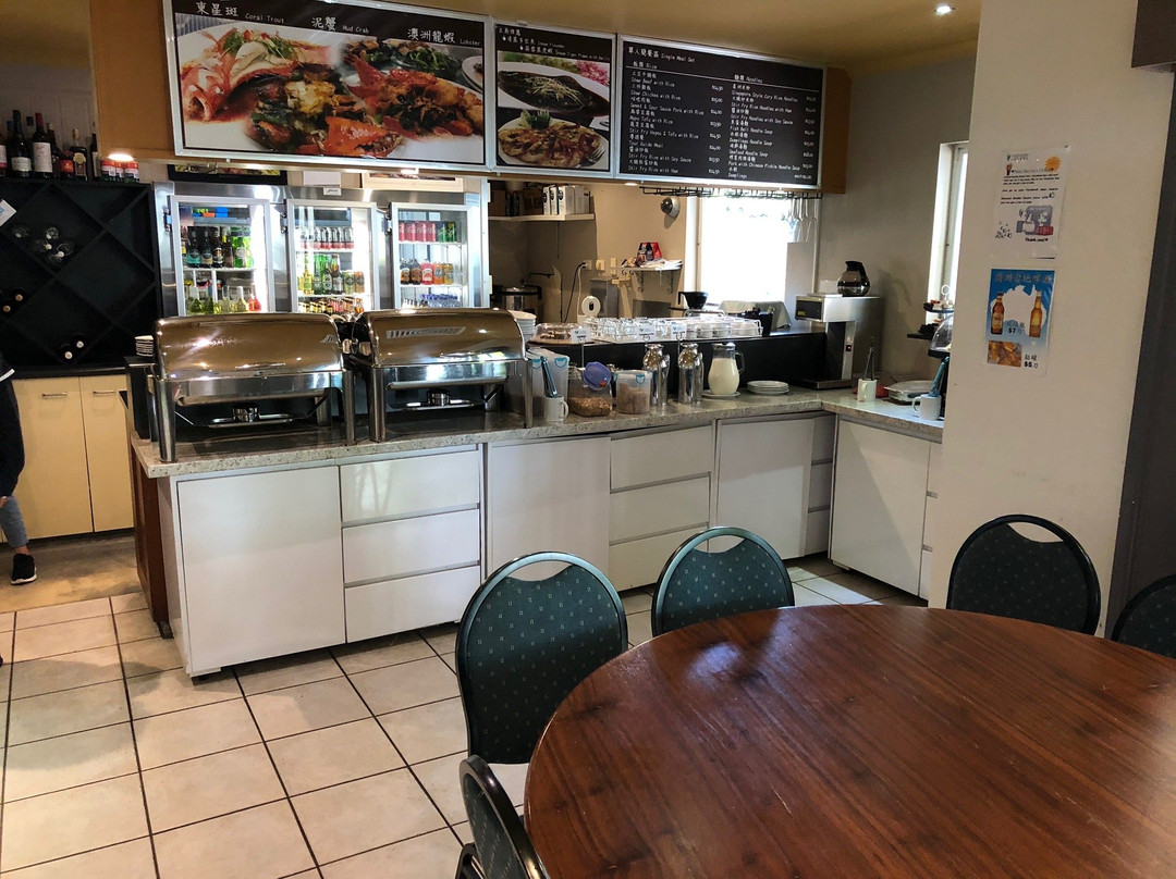 Crystal Garden Resort主图