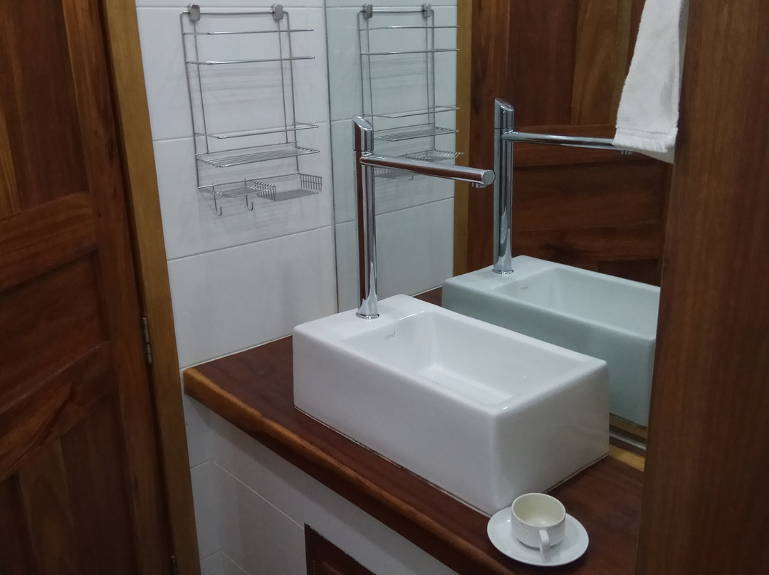 瑞奇提奇塔威酒店主图