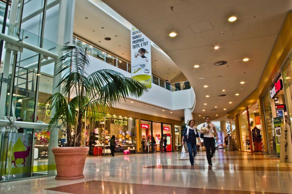 Centro Commerciale Le Due Valli-Pinerolo必去景点