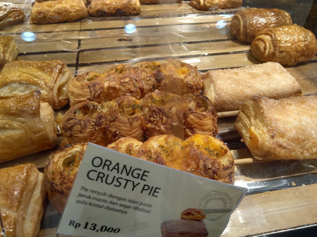 Tous Les Jours - Cibinong City Mall