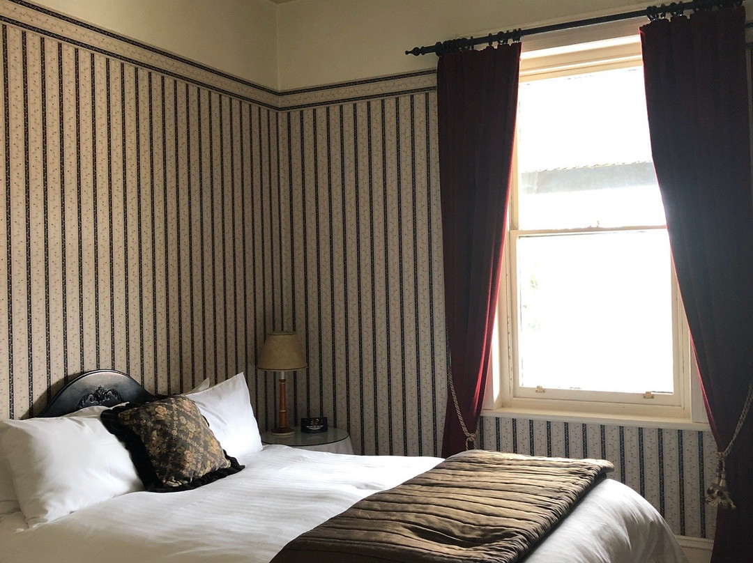 Colhurst House主图