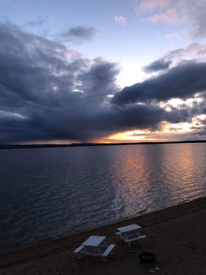 Sands on Golden Lake-酒店景观
