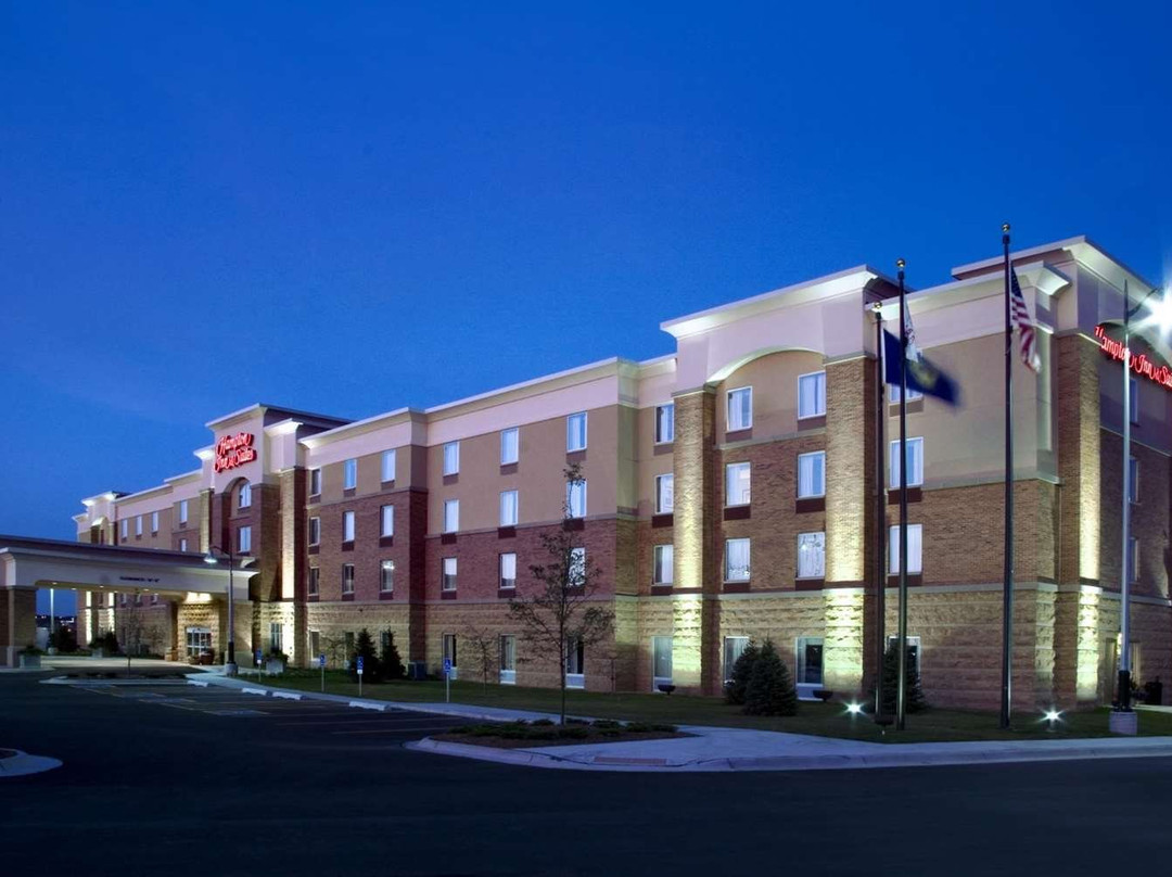 西南奥马哈拉维斯塔希尔顿恒庭旅馆&套房酒店主图