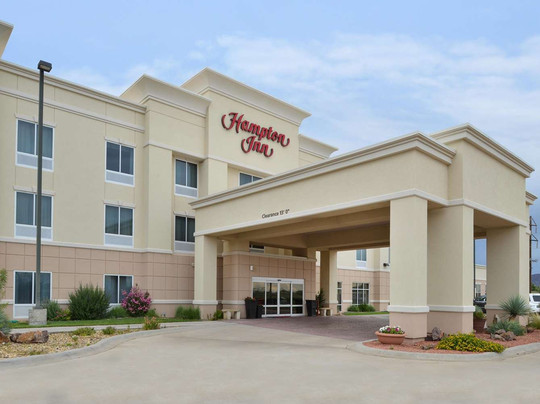 Hampton Inn Alpine主图