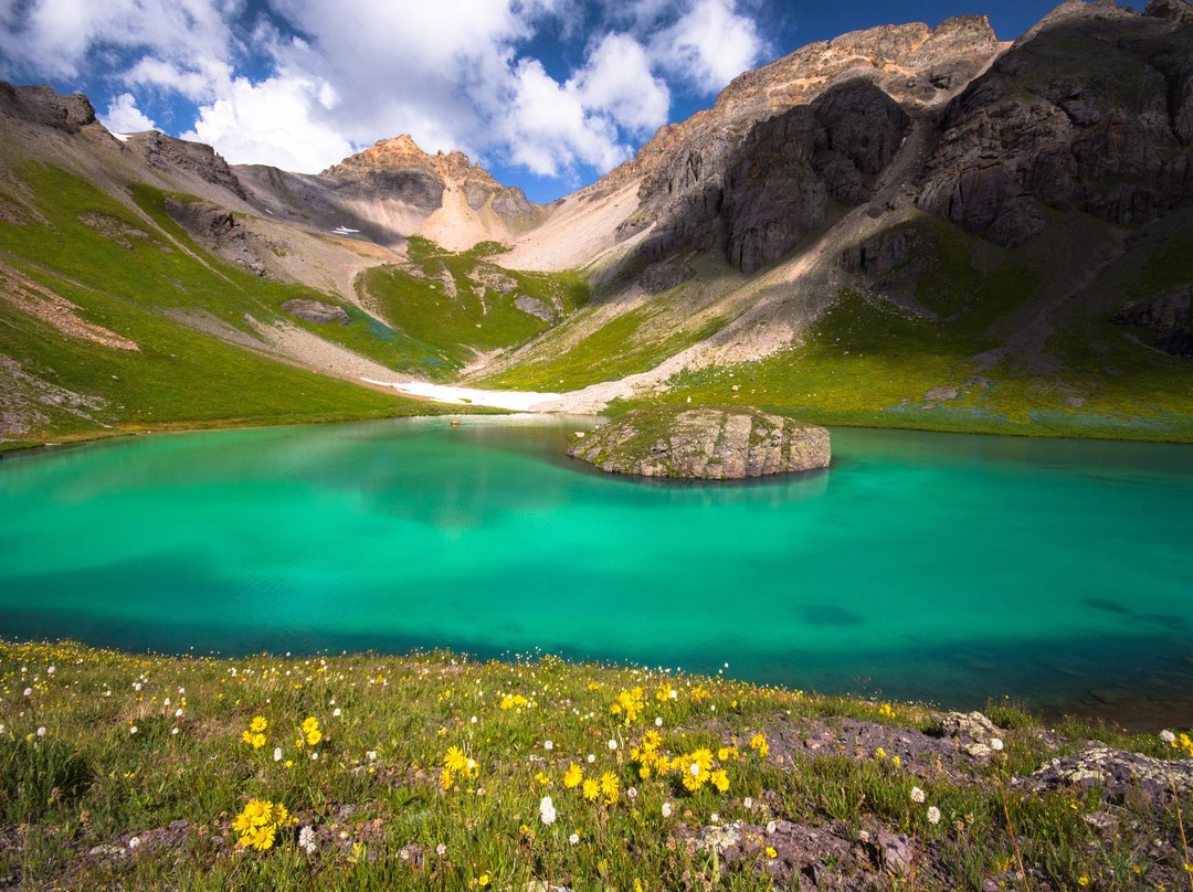 Silverton旅游景点-Island Lake