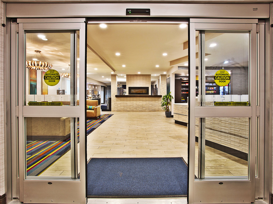 安娜堡智选假日快捷酒店主图