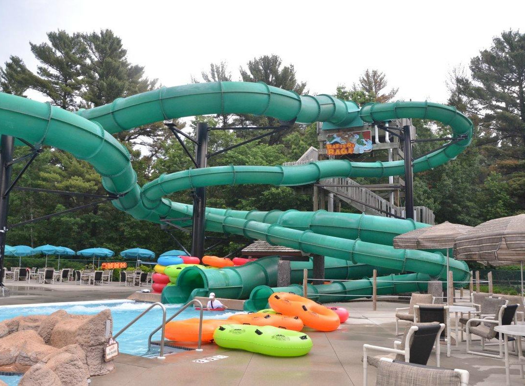 Klondike Kavern Waterpark景点图片