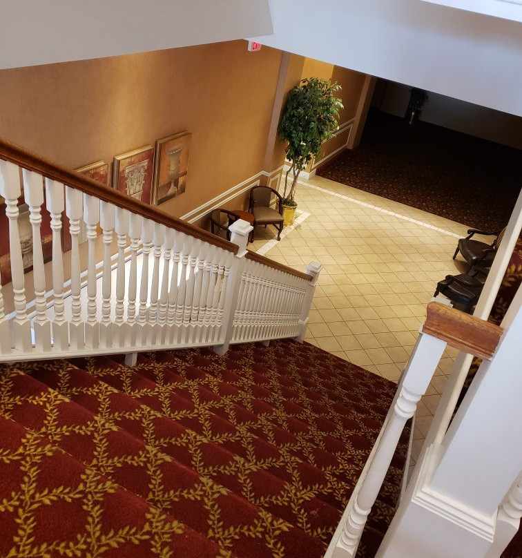 小镇乡村旅馆及套房酒店主图