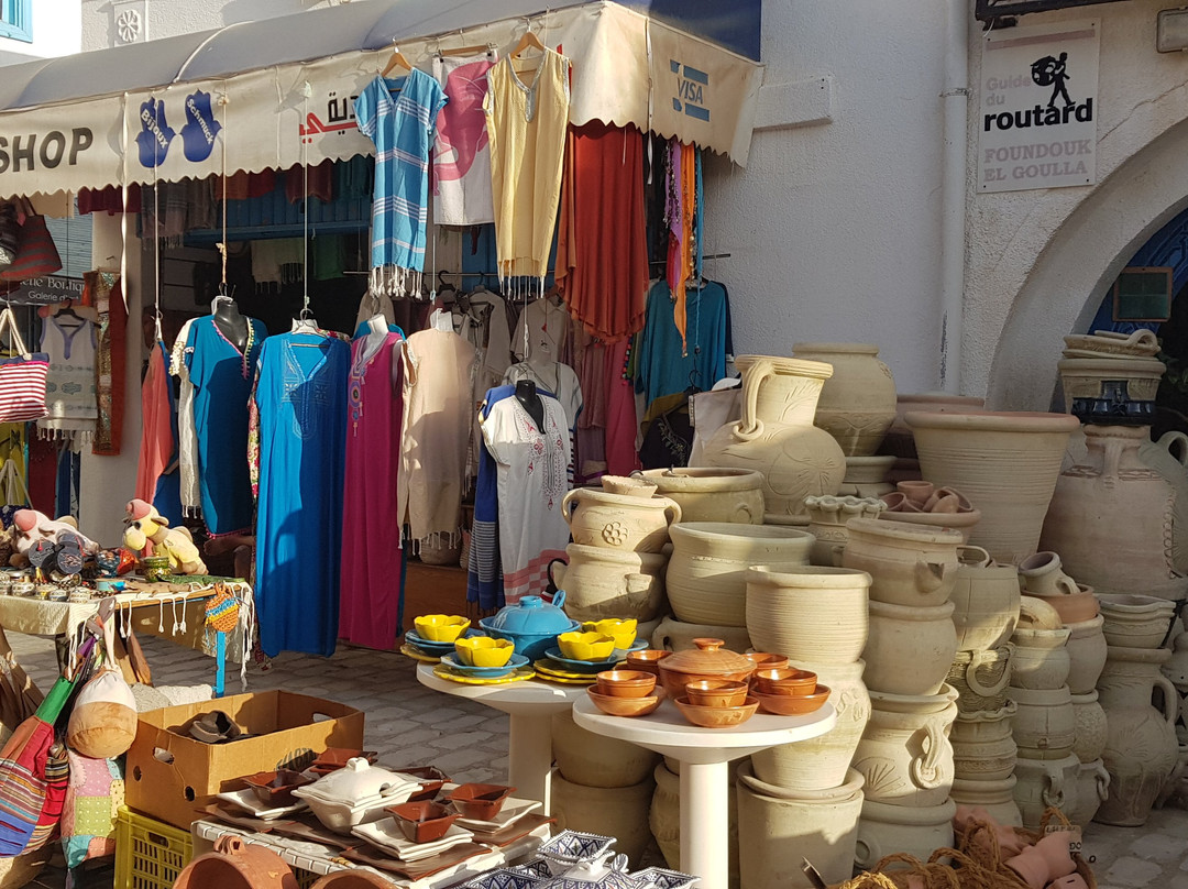 Fine Art Gallery-Houmt Souk必去景点