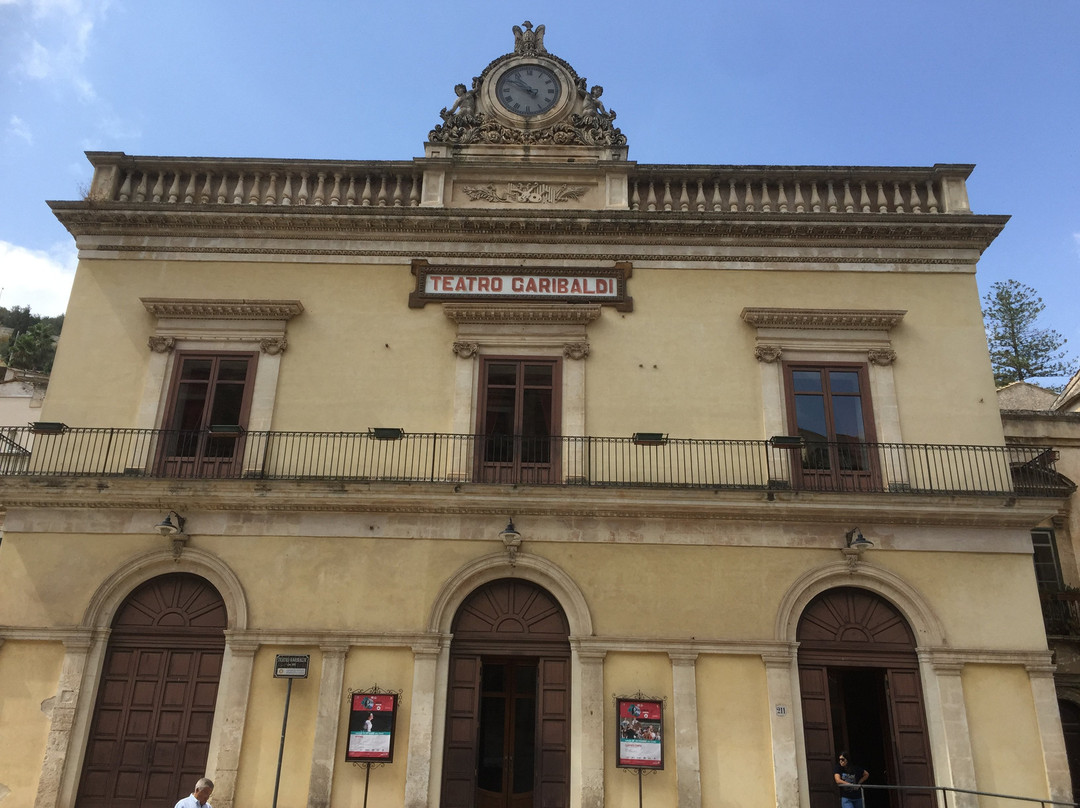 Teatro Garibaldi-莫迪卡必去景点