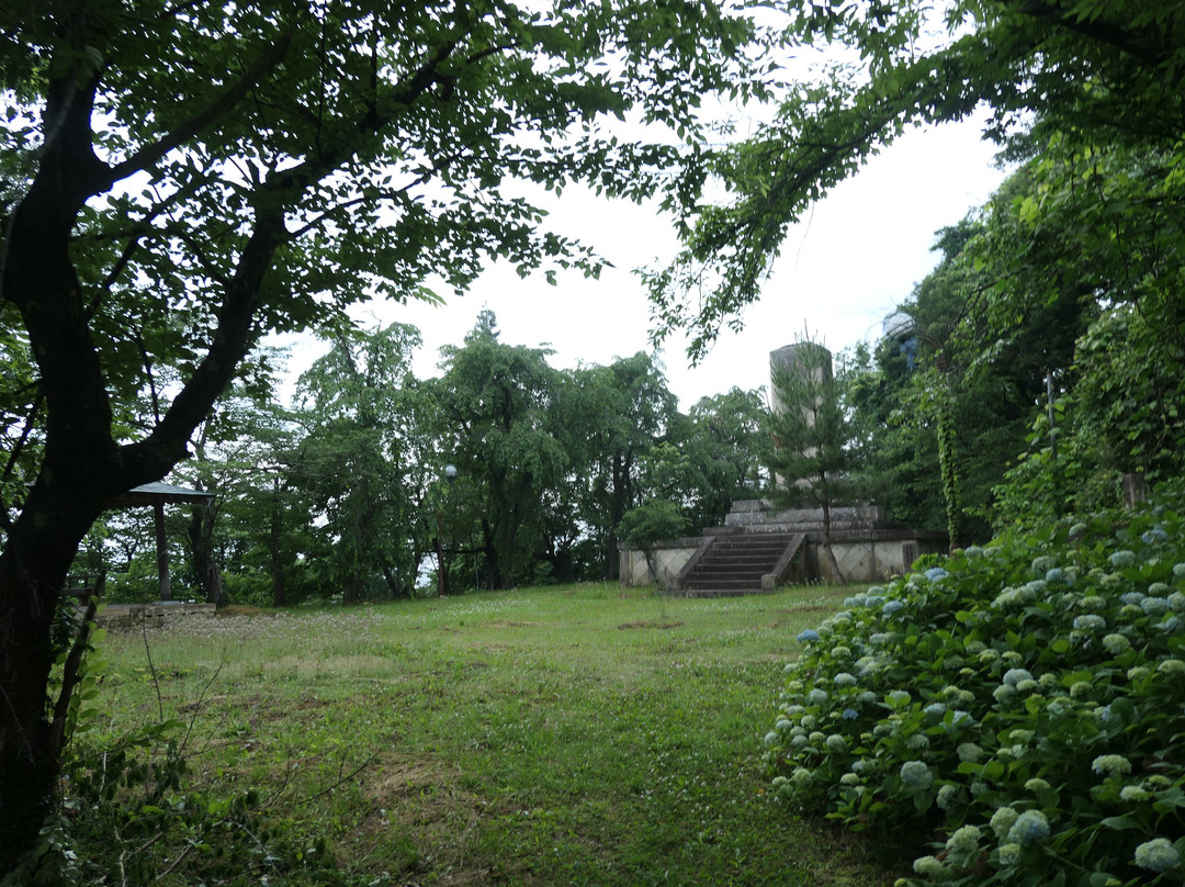 Hayama Tumulus景点图片