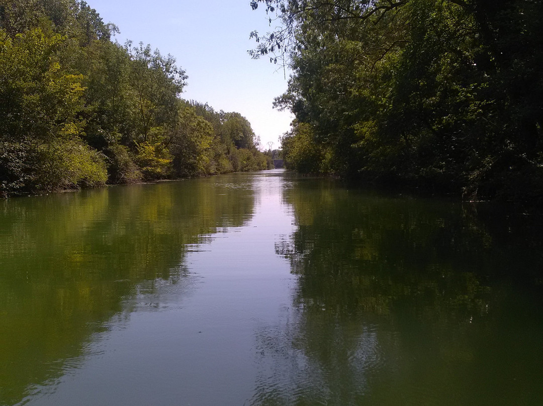 Canal Canoë景点图片