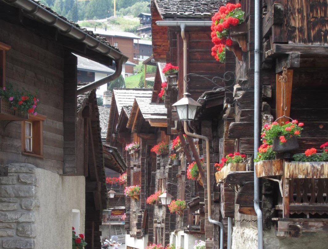Chemin Des Geraniums景点图片