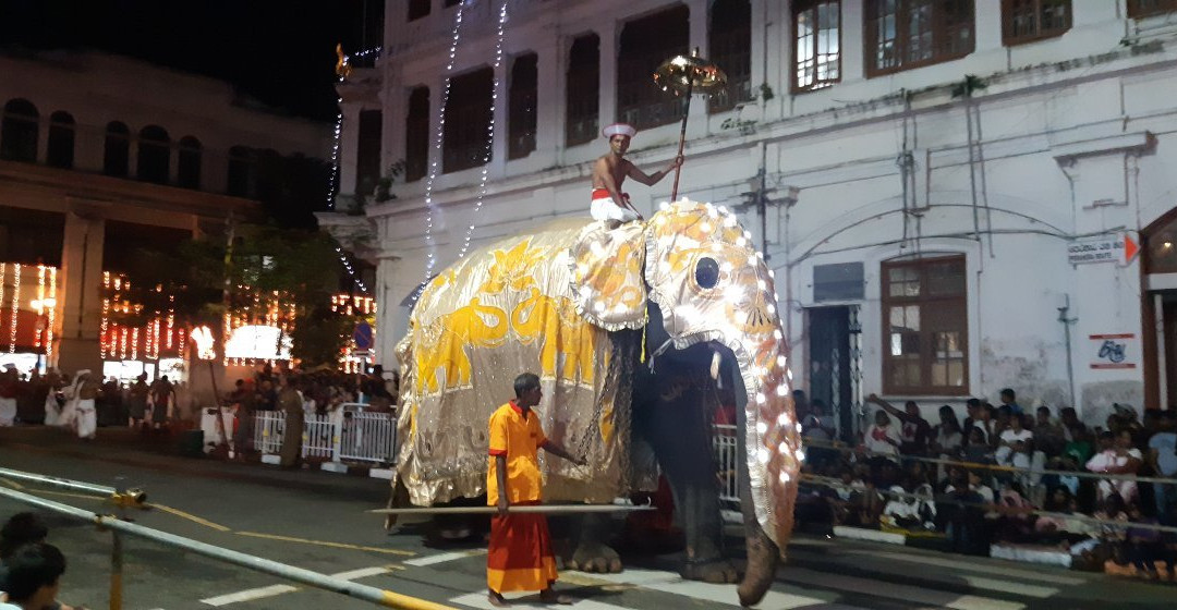 B Super Tours-锡吉里亚必去景点