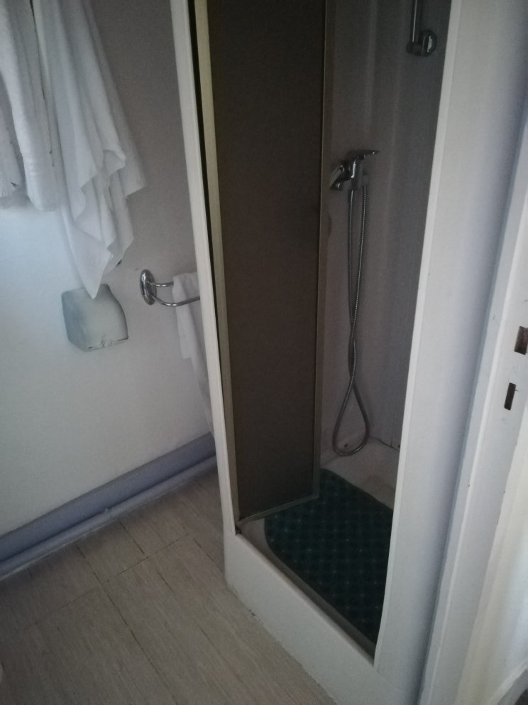 Hotel du Nord à Brassy-浴室