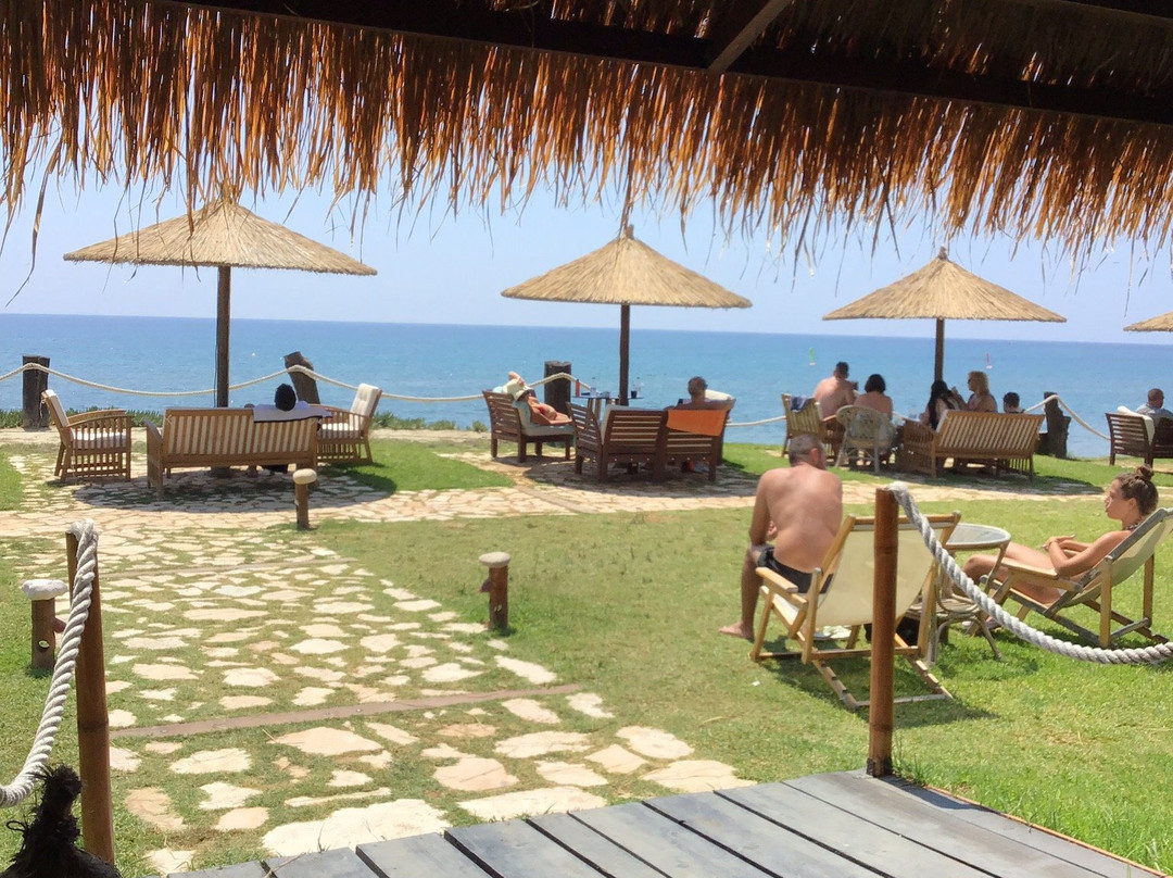 Baywatch Beach Bar and Watersports-Mantzavinata必去景点