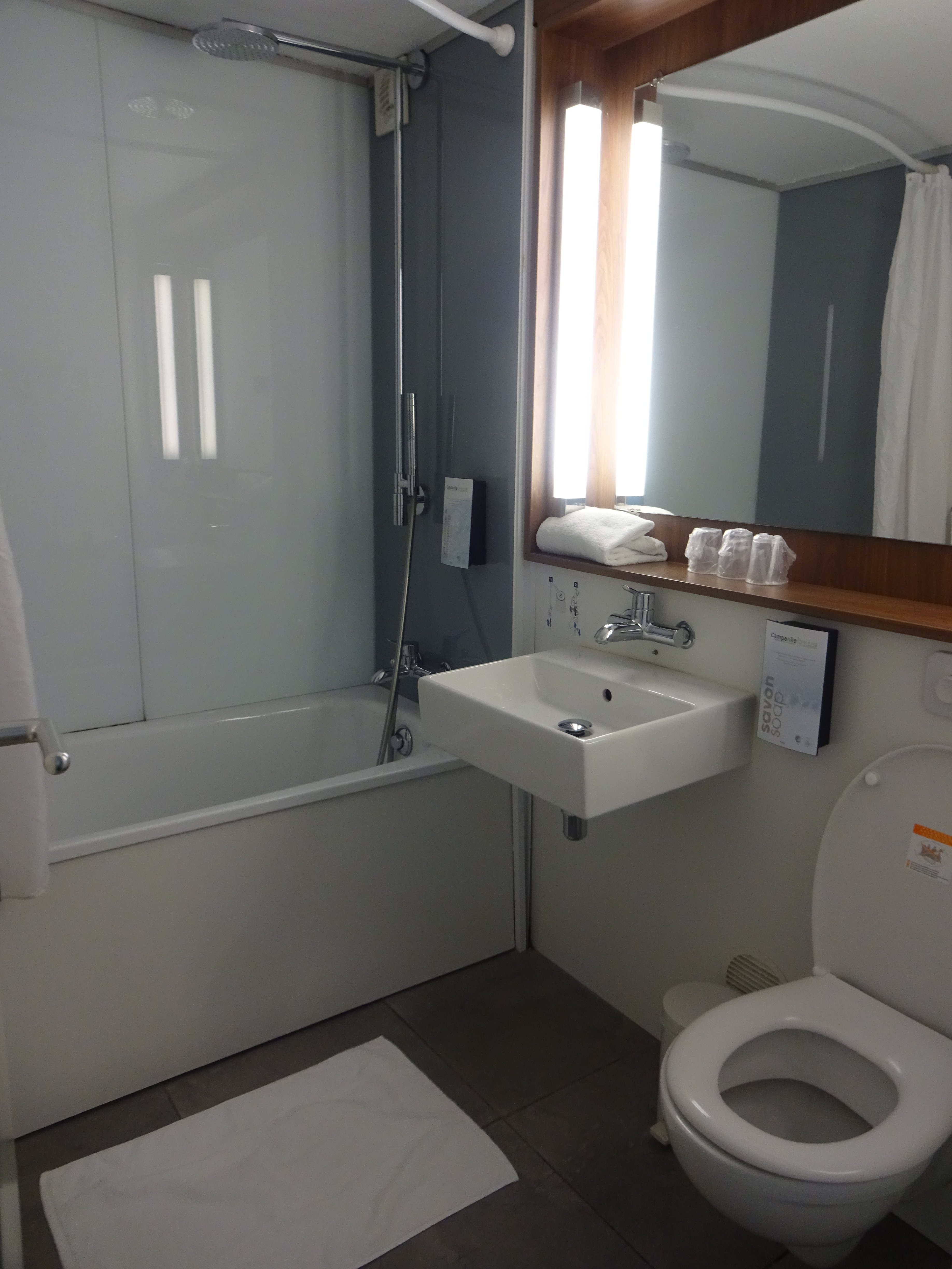 沙特尔钟楼酒店-浴室