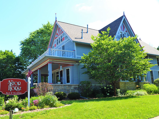Astor House主图